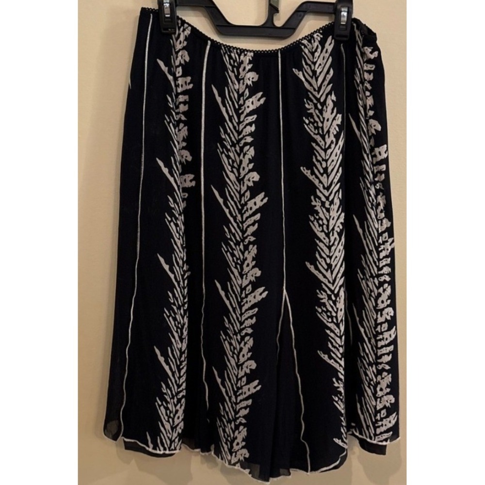 JM Collection Womens Size 14 Black White Fern Print Flowy Midi Skirt Cottagecore